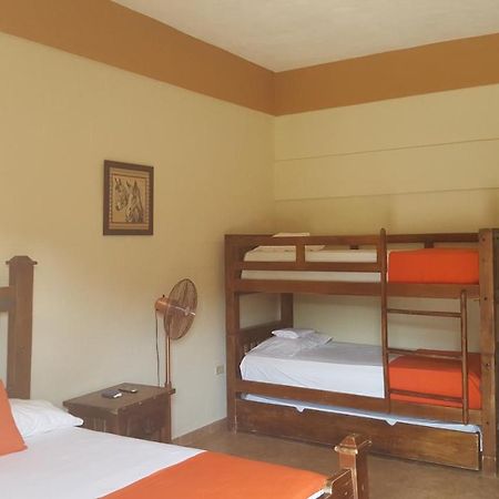 Hotel Rancho La Aurora 자라바코아 외부 사진