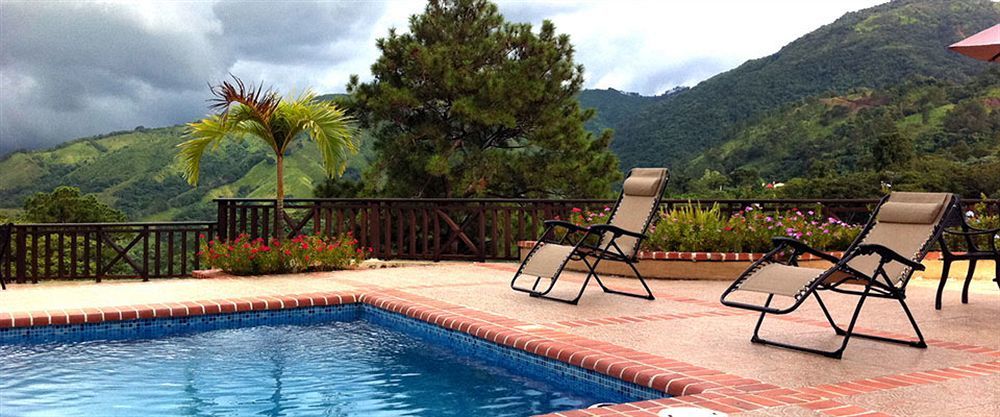 Hotel Rancho La Aurora 자라바코아 외부 사진